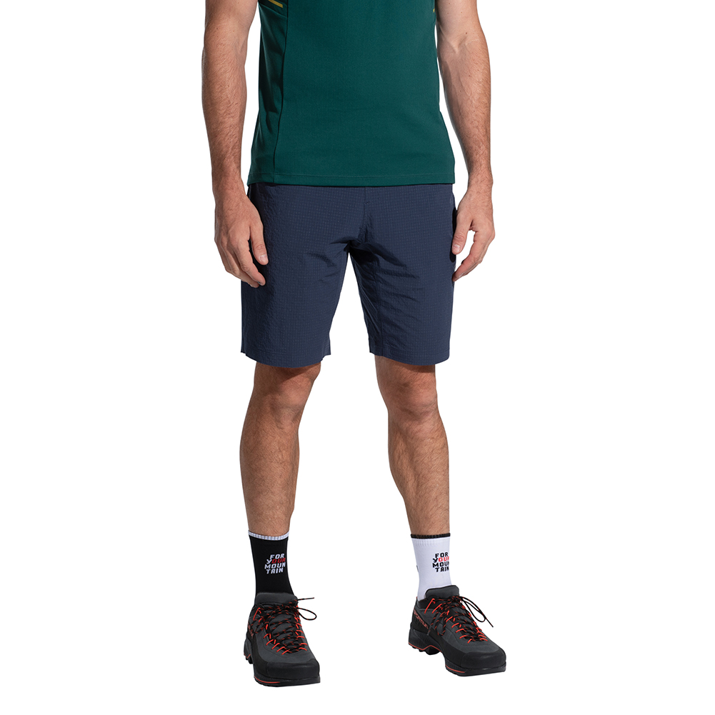 Helixir Shorts M
