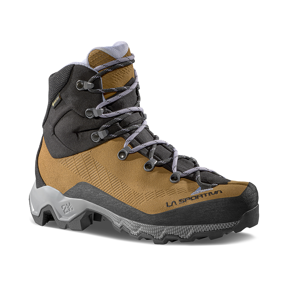 9183-aequilibrium-trek-gtx-womens-1.jpg